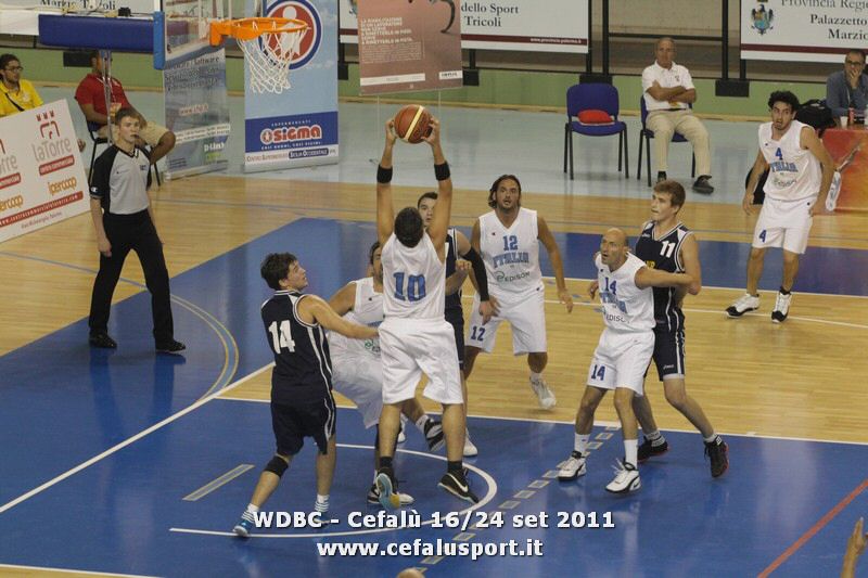 110921 basket 244_tn.jpg